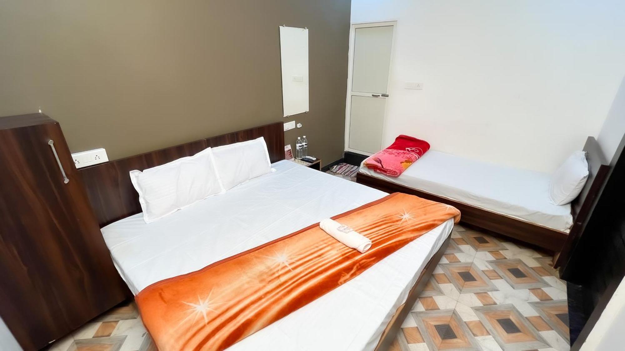 Hotel Rudraksh Ujjain Εξωτερικό φωτογραφία