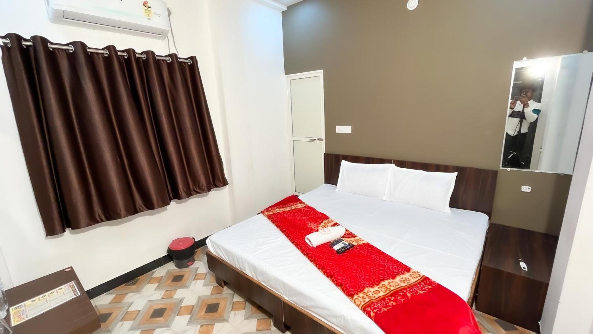 Hotel Rudraksh Ujjain Εξωτερικό φωτογραφία